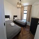 Lodge Fly House