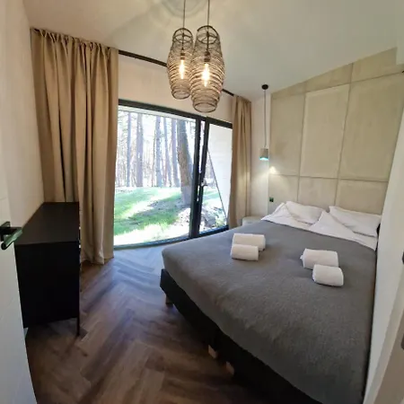 Fly House Lodge