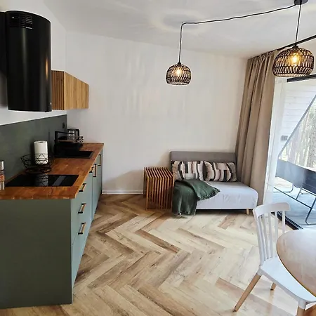 Fly House Orman Evi *